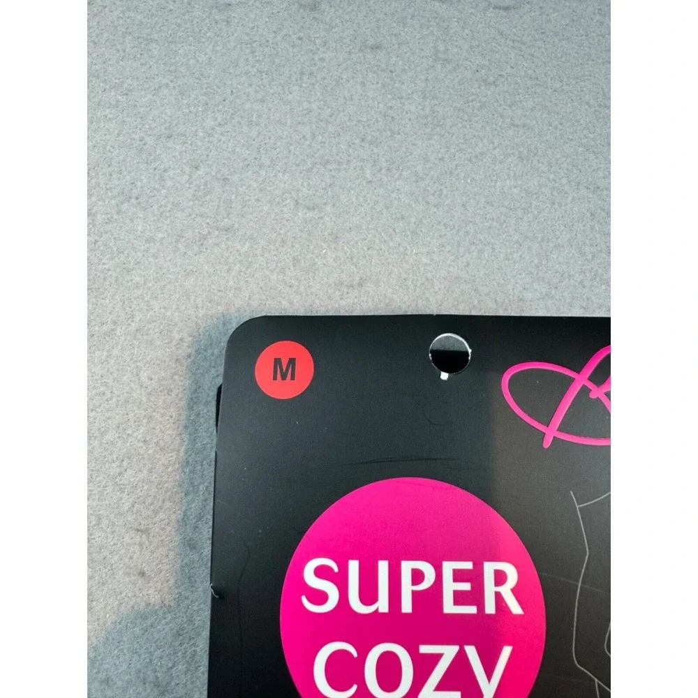 B Super Cozy Footed Tights Brushed Fleecy Lining‎ Womens Medium 300 Denier Black